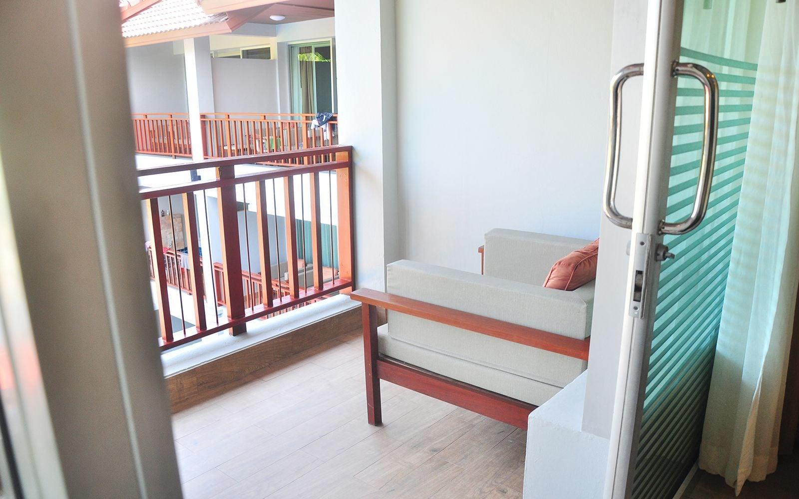 Deluxe Doppel-/Zweibettzimmer mit Balkon