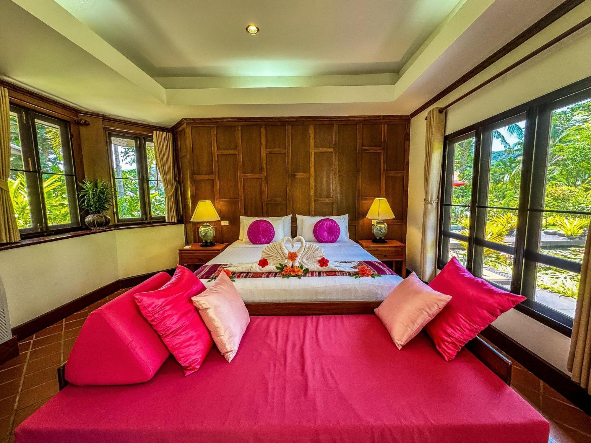 Villa Garden View
